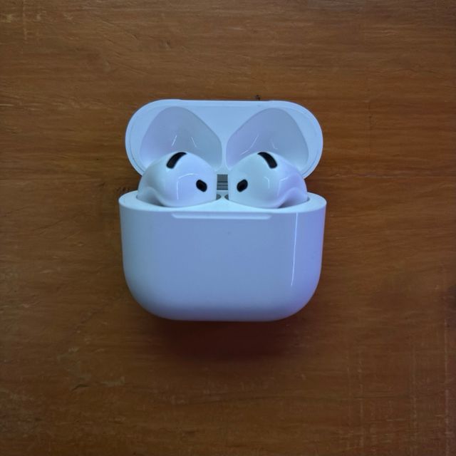 Auricolari Bianchi con Cancellazione del Rumore