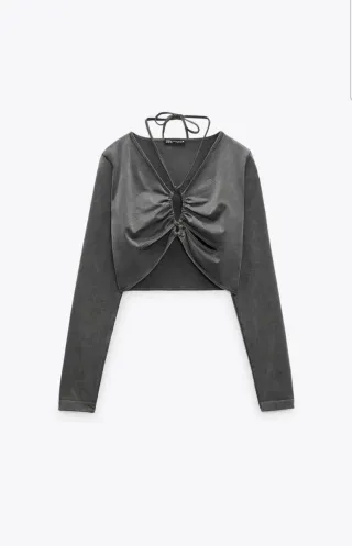 Dos tops Zara con ETIQUETA