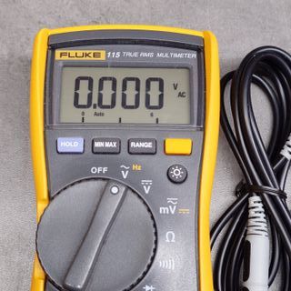 Multímetro Fluke 115 True RMS