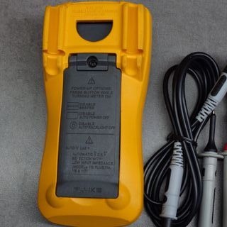 Multímetro Fluke 115 True RMS