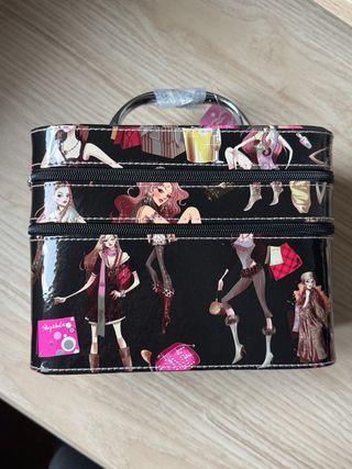 Neceser maquillaje con diseño de moda