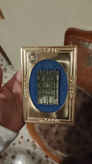 Recuerdo Bronce Salamanca Edificio
