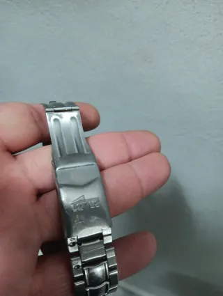 Reloj Lotus Cuarzo multifuncion blanco y plateado