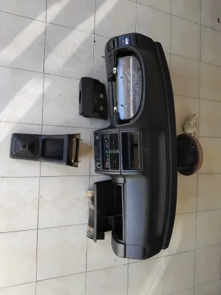 Salpicadero Citroën AX, completo, con cuenta km