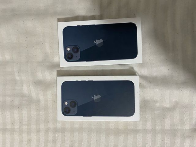 2 confezioni di iPhone 13 Blu Notte