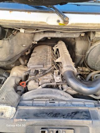 camion Mercedes-Benz sprinter.