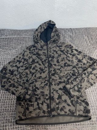 Chaqueta Nike Tech Camuflaje