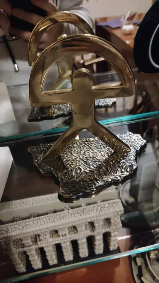 Recuerdo de bronce de Almería