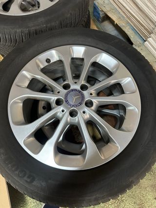 Llantas Mercedes 17