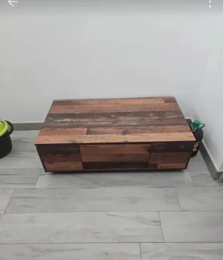 Mesa centro madera con ruedas y cajon