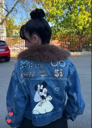 Chaqueta vaquera pintada a mano