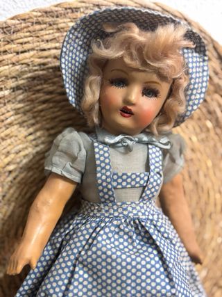 Muñeca Antigua Clara