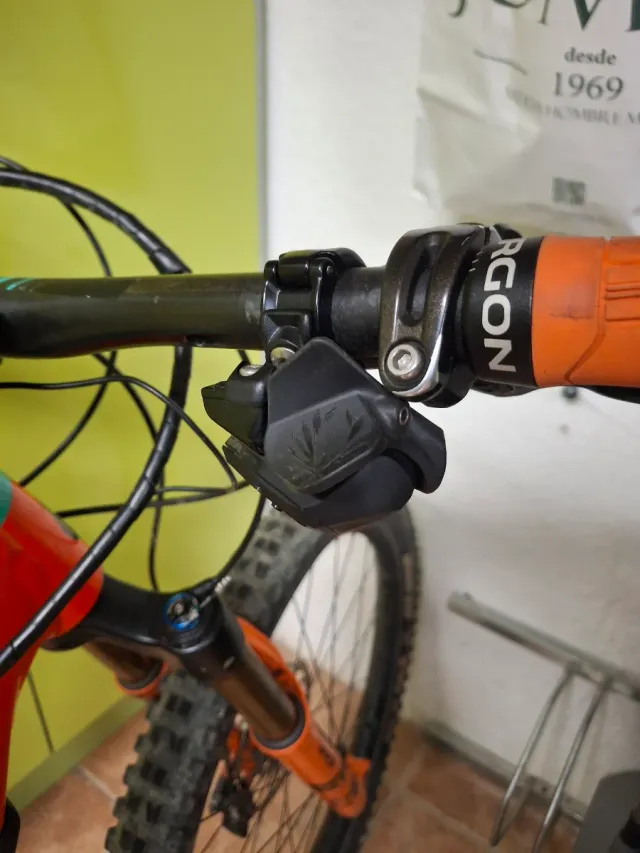 Scott e-genius 27.5 doble suspensión