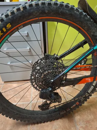 Scott e-genius 27.5 doble suspensión