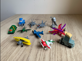 Lote Figuras Plástico Serie PLANES