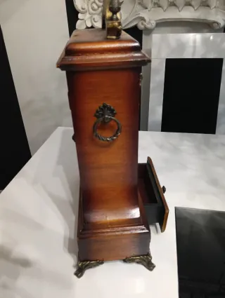 Reloj de sobremesa antiguo, no funciona