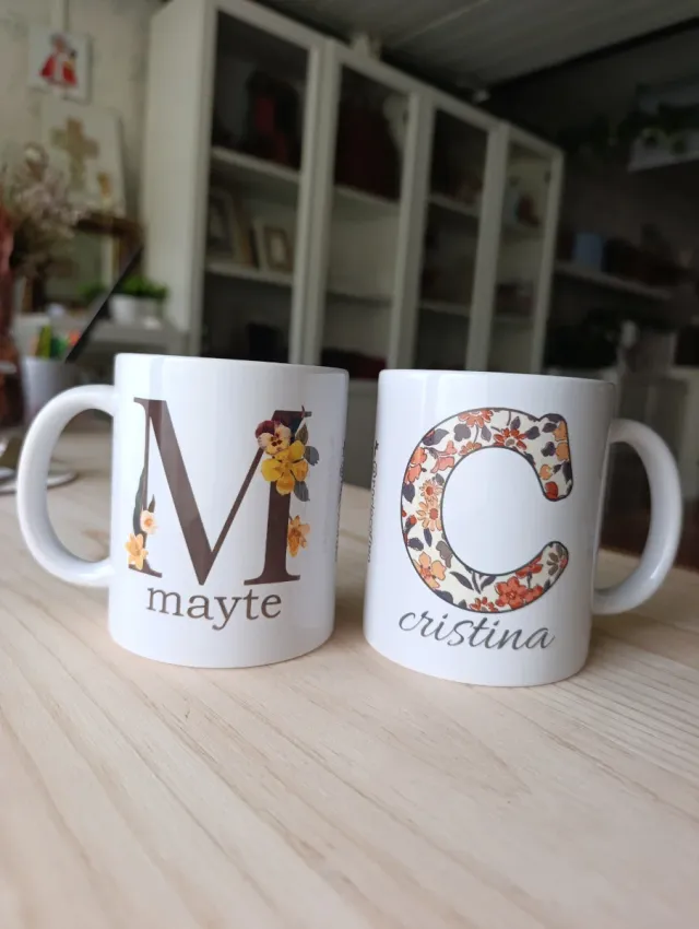 Tazas personalizadas con iniciales