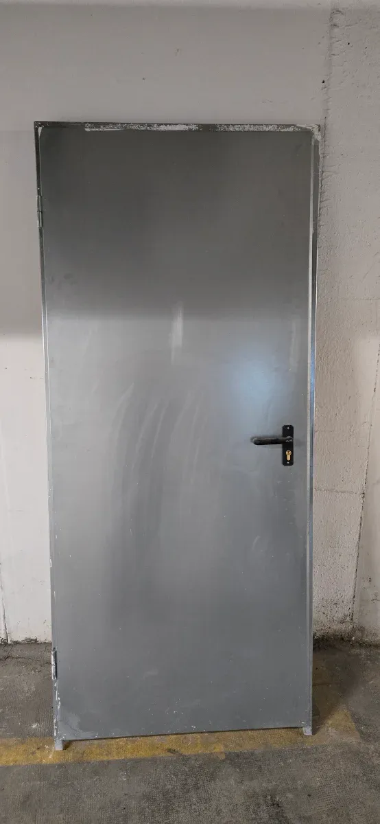 Puertas de  chapa 89x203cm