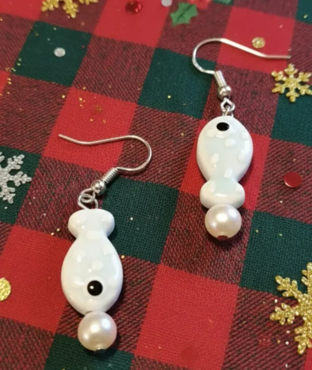 Pendientes de cerámica con perlas