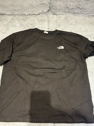 Camiseta The North Face Negra