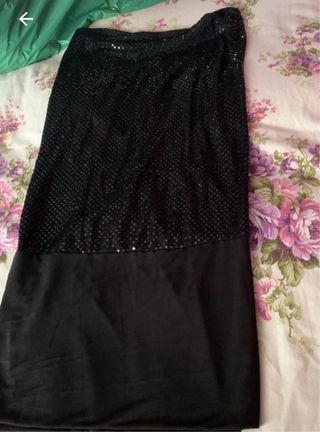Vestido de fiesta negro con lentejuelas