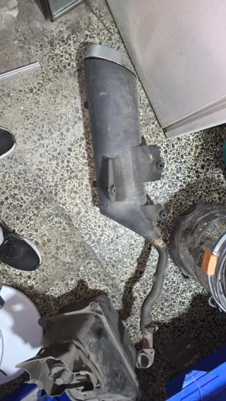 Tubo de escape Suzuki Burgman 400 (2007)