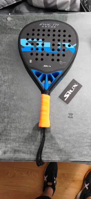 Pala de pádel Siux Invicta