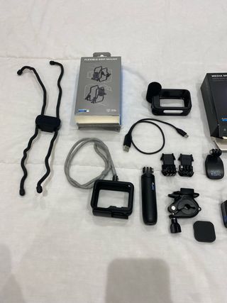 GoPro Hero 10 Black + Accessori
