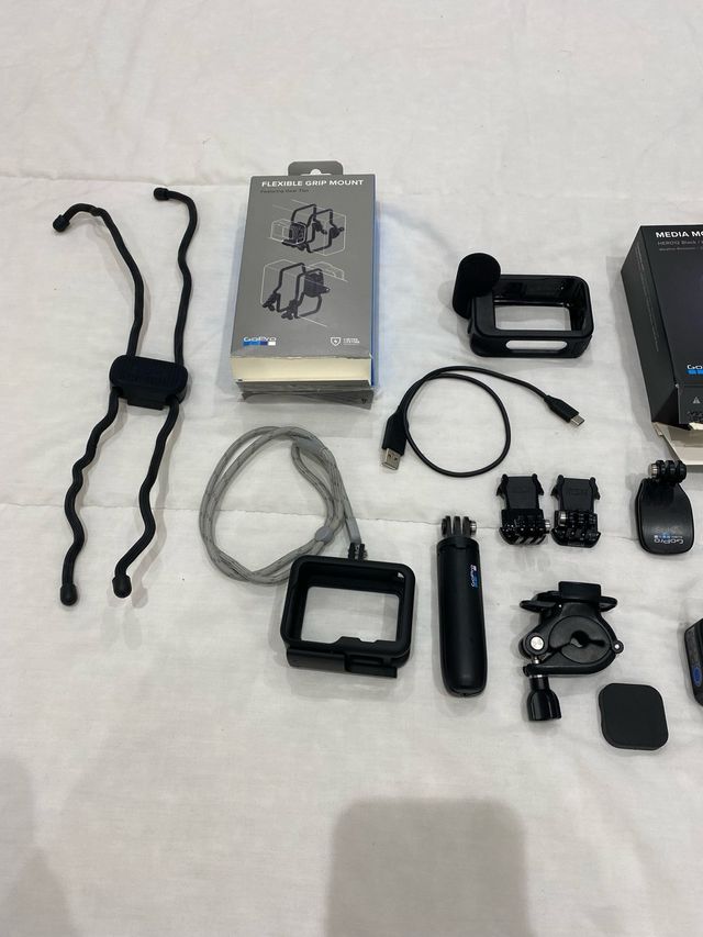 GoPro Hero 10 Black + Accesorios
