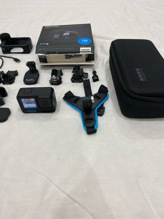 GoPro Hero 10 Black + Accessori