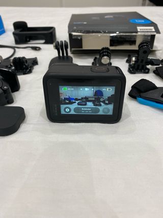 GoPro Hero 10 Black + Accessori