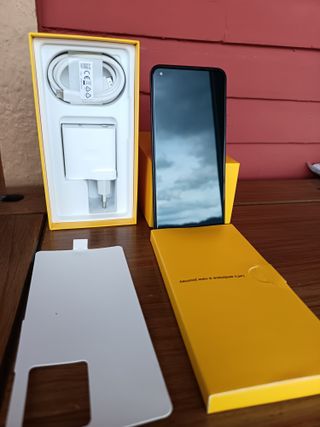 Smartphone Realme 8 Negro - Artículo de exposición