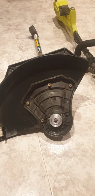 Desbrozadora Eléctrica Ryobi