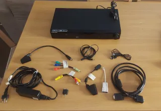 Lettore DVD Samsung + Cavi + Modem + Decoder