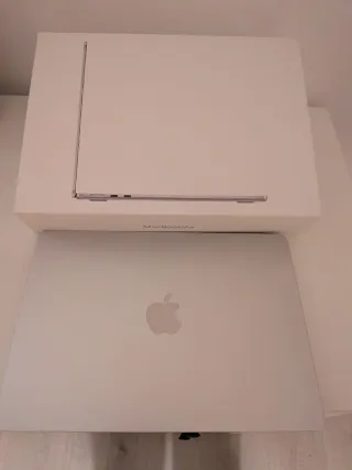 MacBook Air M3