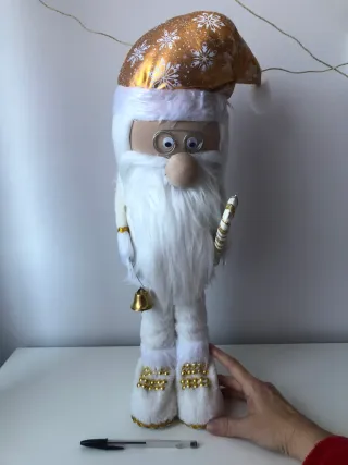 Papá Noel artesanal dorado y blanco