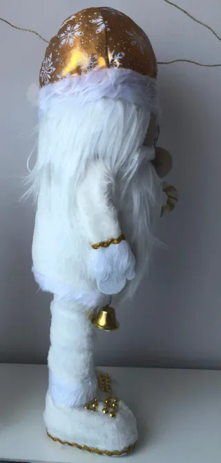 Papá Noel artesanal dorado y blanco