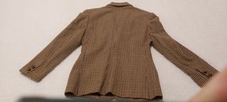 Elegante chaqueta de mujer de lana.