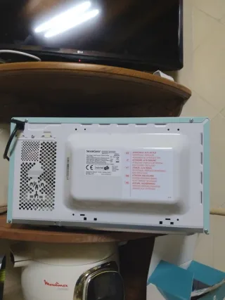 Microondas SilverCrest azul claro