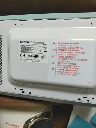 Microondas SilverCrest azul claro