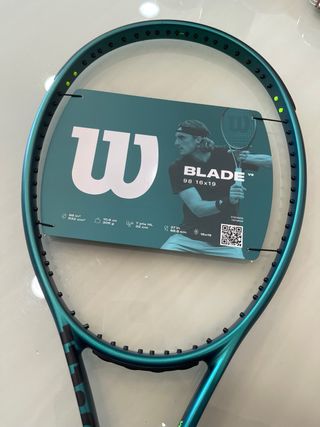 Wilson Blade 98 16/19 v9 Raqueta Tenis