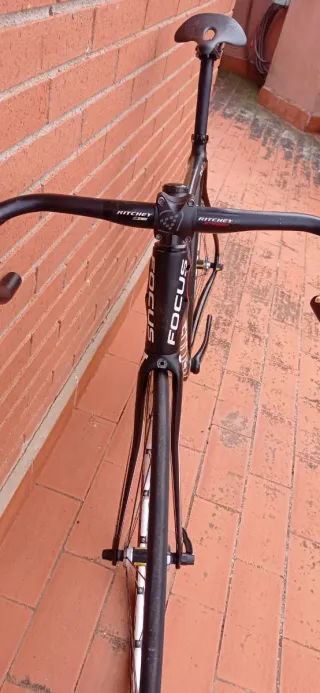 Bicicleta Carretera Focus Izalco