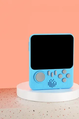 Consola Retro Portátil G7 + 666 Juegos