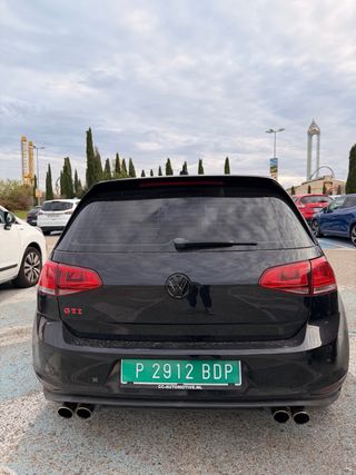 Volkswagen Golf 2016