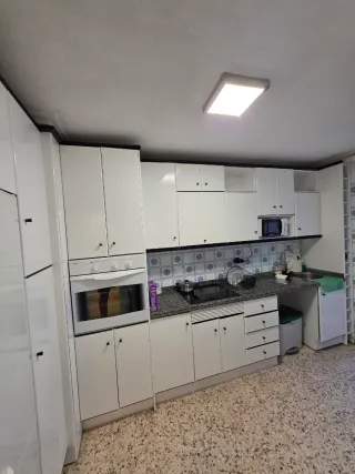 Habitación en alquiler - 300€ todo incluido