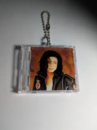 Mini CD Michael Jackson Who is it