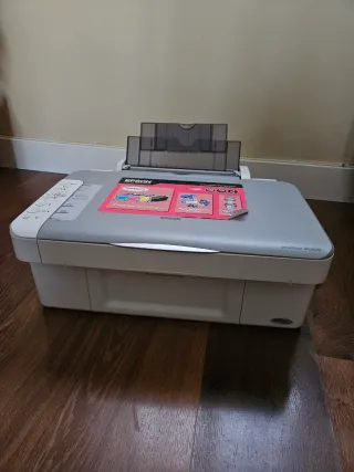 Impresora Epson Blanca y Gris