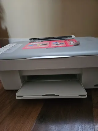 Impresora Epson Blanca y Gris