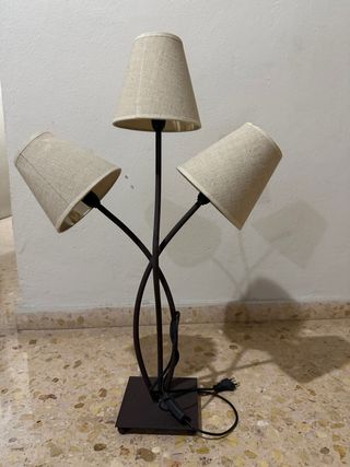 Lámpara de pie 3 luces diseño curvo