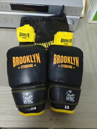 Guantes Fitboxing Brooklyn WBC Talla M